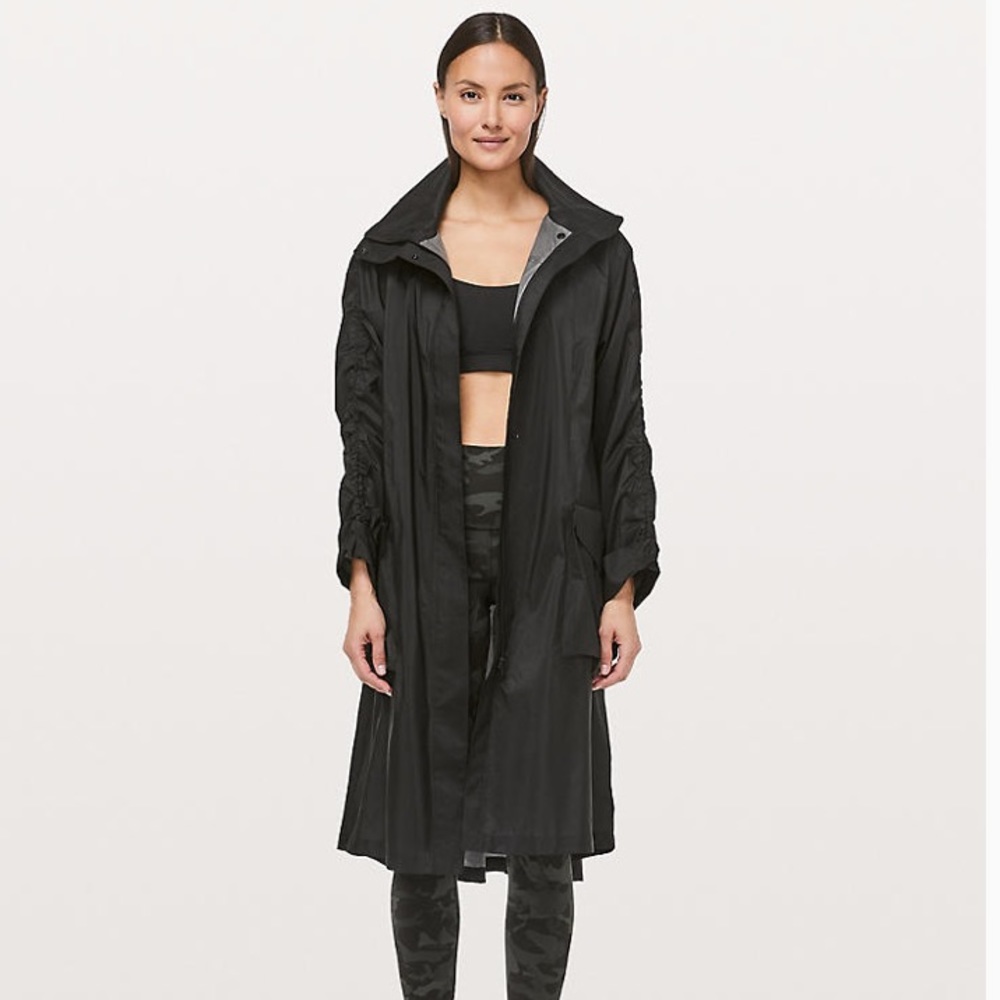 Smooth departure long rain jacket